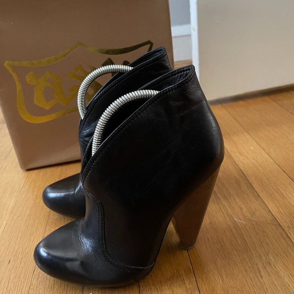 Ash Black Bootie